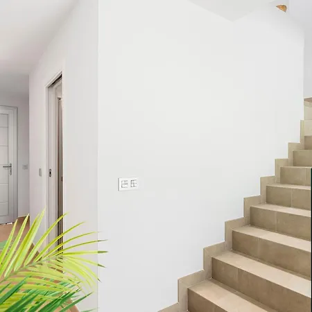 Дом отдыха Medano4you Tenerife Breeze *